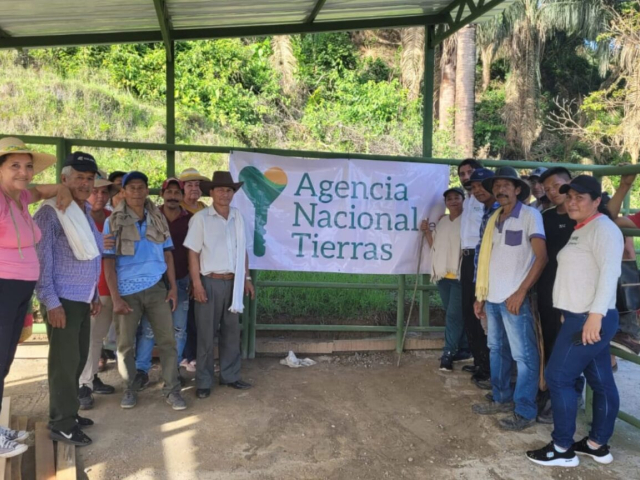Campesinos beneficiados con el refuerzo de la actividad ganadera del Resguardo Mesa