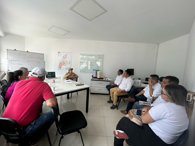 funcionarios-ant-en-capacitacion