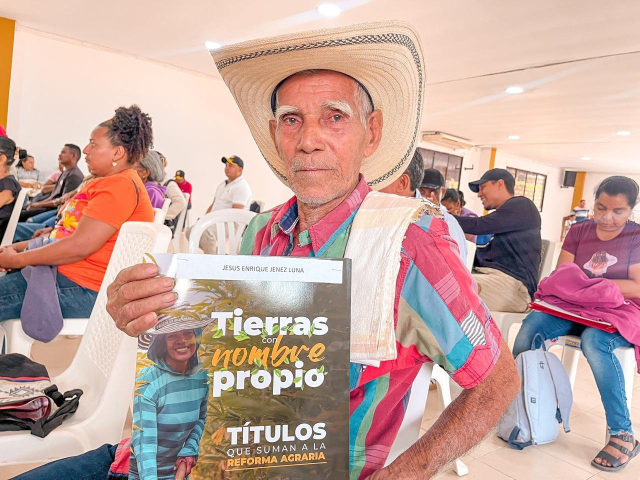 En Sucre, ANT entrega 336 títulos de propiedad  y cerca de 170 hectáreas con La Ruta del Título