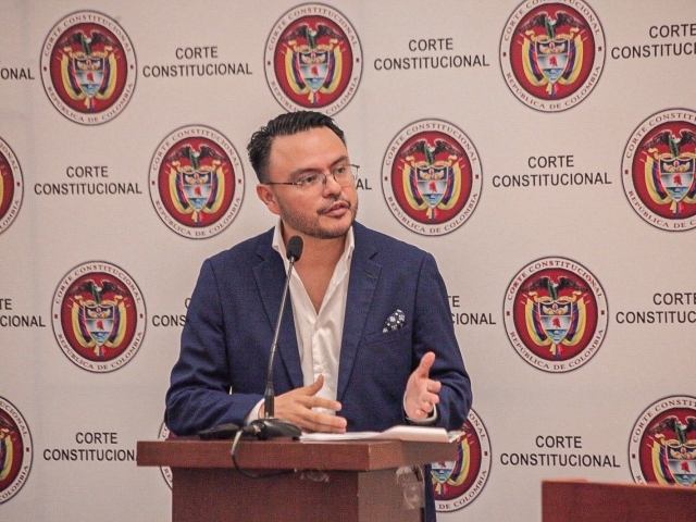 Foto del director de la ANT en la Corte Constitucional