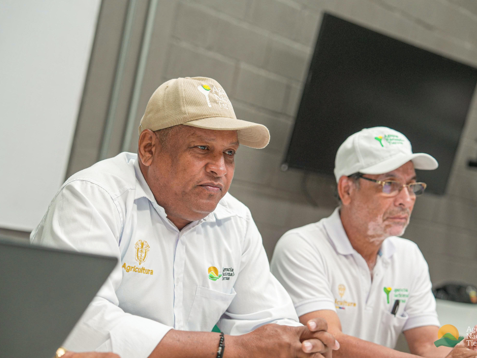 lideres-de-curumani-cesar-en-encuentro-comunitario-con-ant